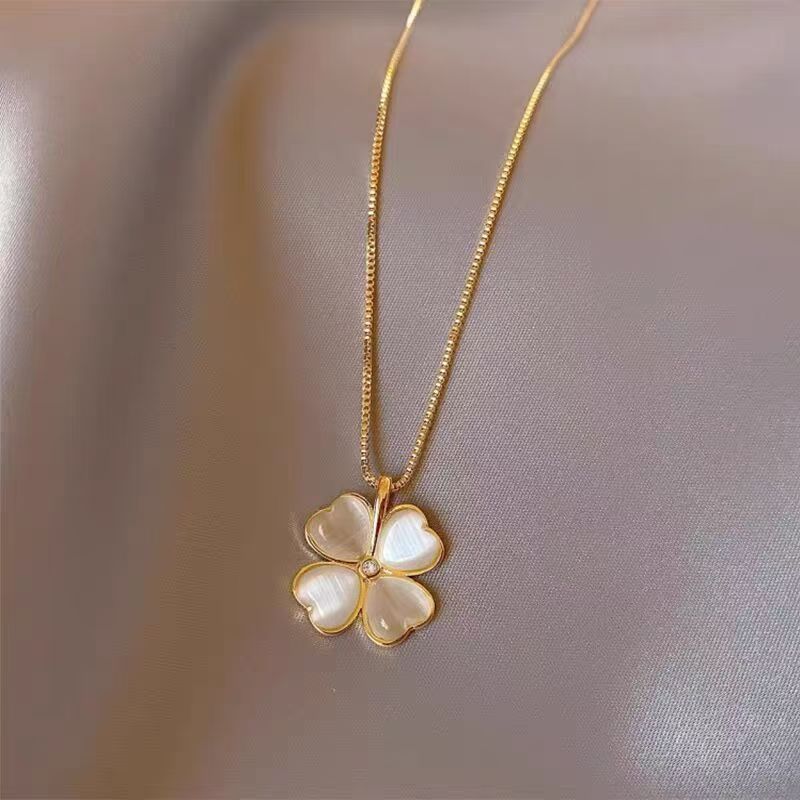Four-leaf clover petal necklace